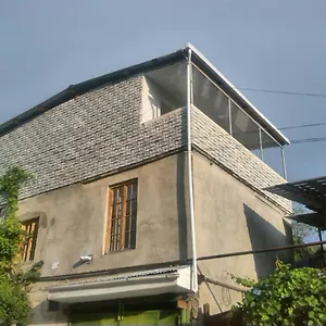 Georgian Hosts Gruzja
