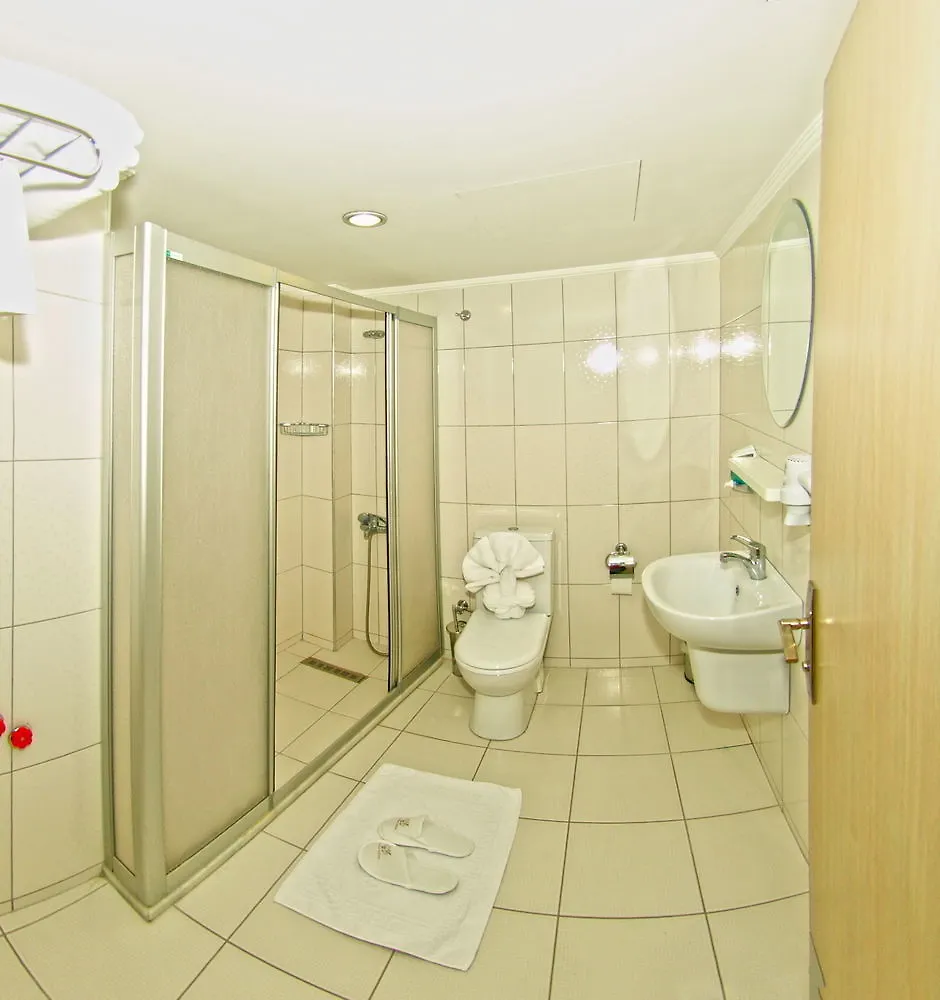 Gold Hotel Istanbul 3*,